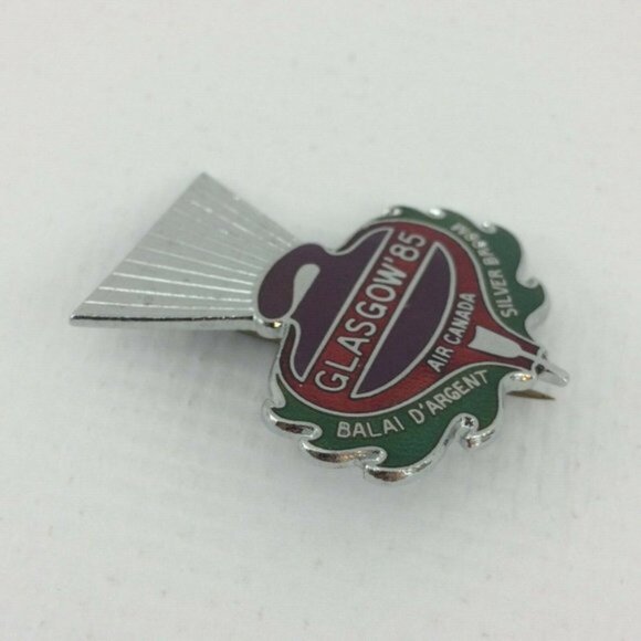 Vintage Air Canada Glasgow 1985 Silver Broom World Curling Championship Pin - Picture 9 of 12